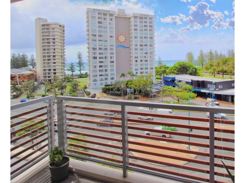 1085/1 Ocean Street, Burleigh Heads QLD 4220