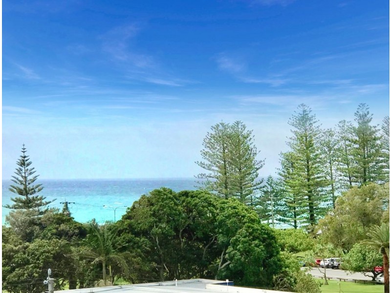 1085/1 Ocean Street, Burleigh Heads QLD 4220