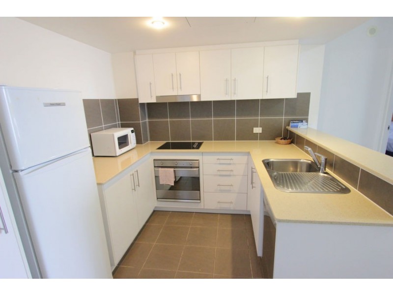 1085/1 Ocean Street, Burleigh Heads QLD 4220