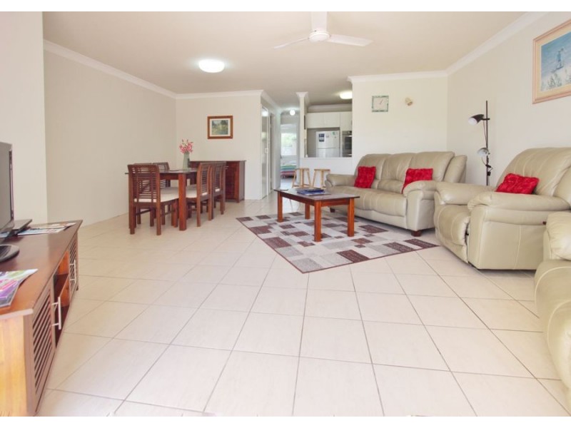 9/1915 Gold coast Highway, Burleigh Heads QLD 4220
