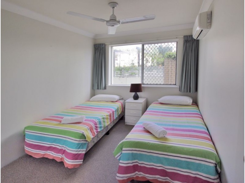 9/1915 Gold coast Highway, Burleigh Heads QLD 4220