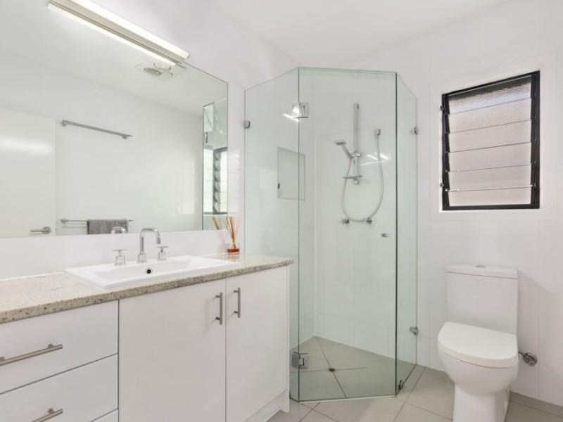 30 Margaret Street, Camp Hill QLD 4152