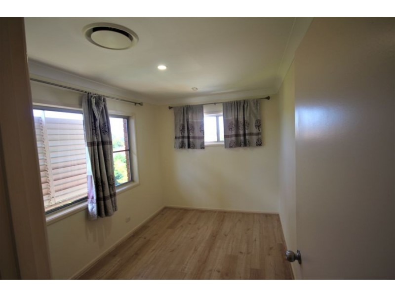 17 Genoa Street, Macgregor QLD 4109