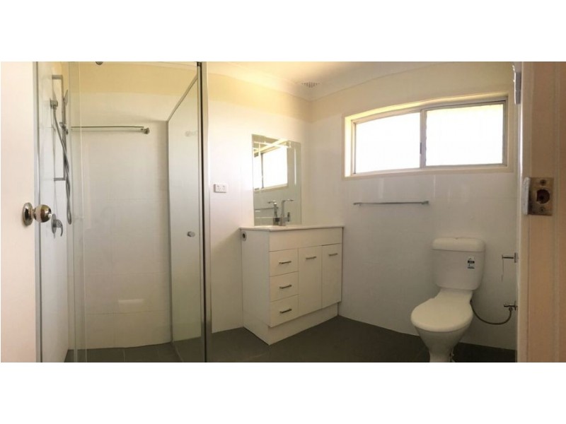 17 Genoa Street, Macgregor QLD 4109