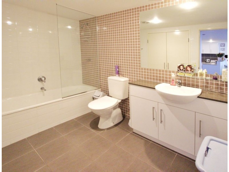 1021/1 Ocean Street, Burleigh Heads QLD 4220