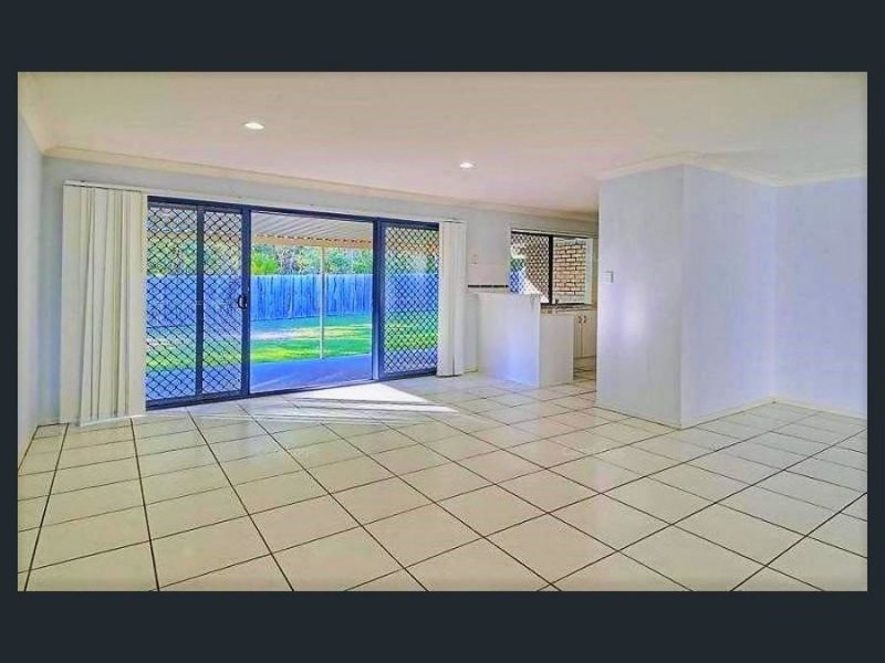 21 Lorikeet Way, Crestmead QLD 4132