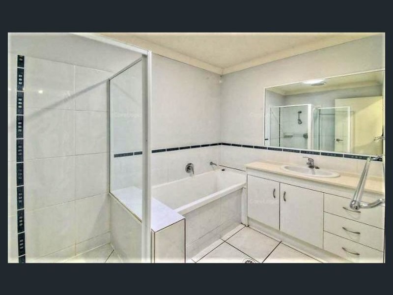 21 Lorikeet Way, Crestmead QLD 4132