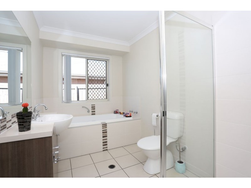 31 Grice Crescent, Ningi QLD 4511