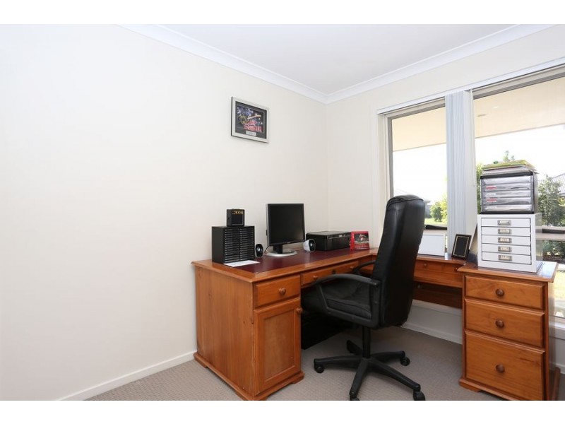 31 Grice Crescent, Ningi QLD 4511