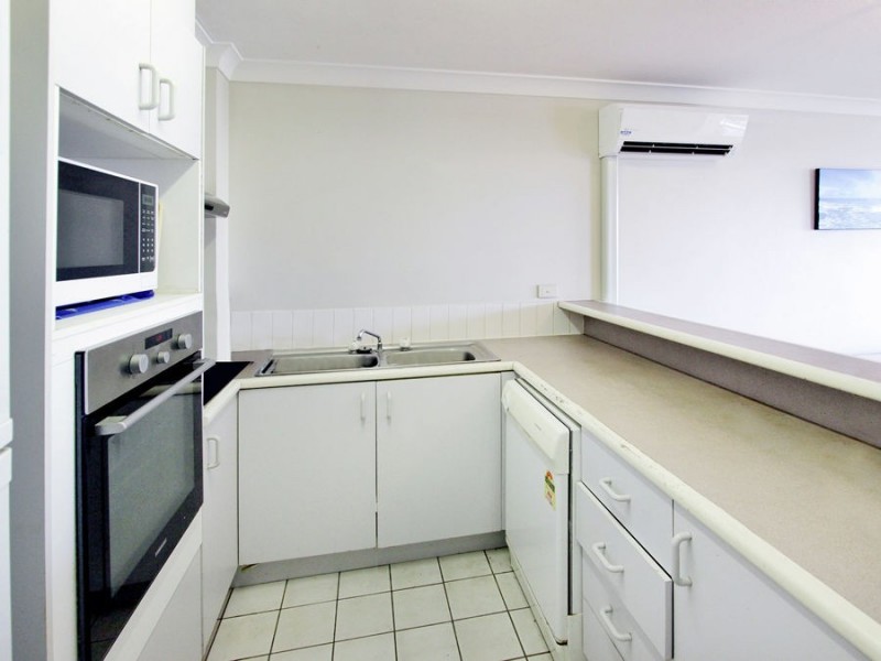 803/70 Remembrance Drive, Surfers Paradise QLD 4217