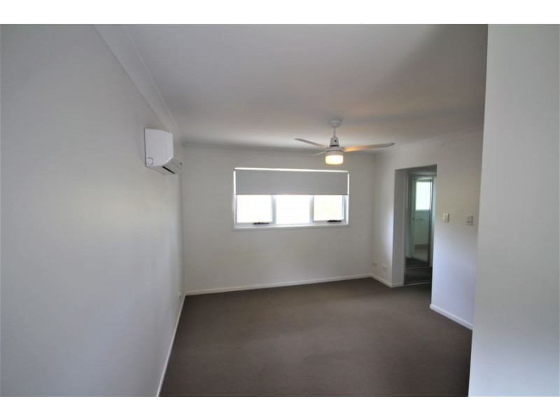 1/28 Benhiam Street, Calamvale QLD 4116