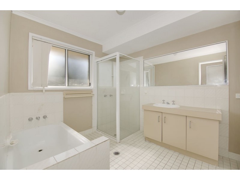 13 Samantha street, Boronia Heights QLD 4124