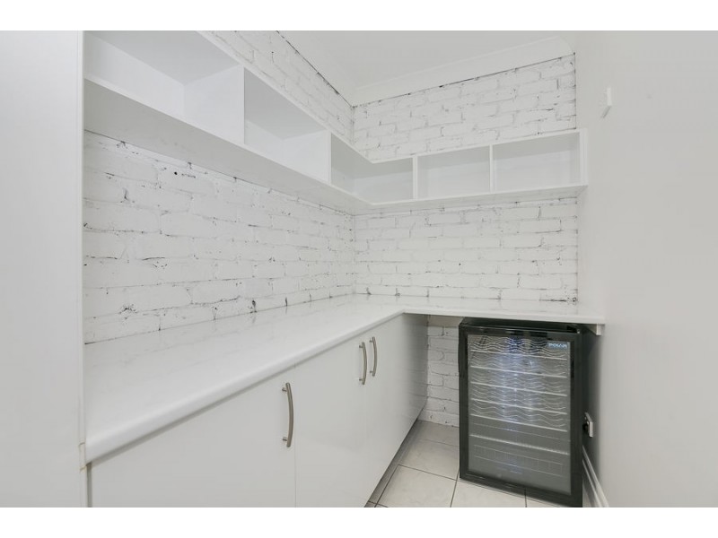 11 Jacaranda Av, Boronia Heights QLD 4124