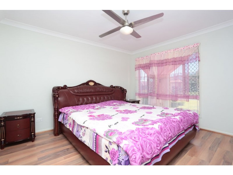 27 Philong street, Doolandella QLD 4077