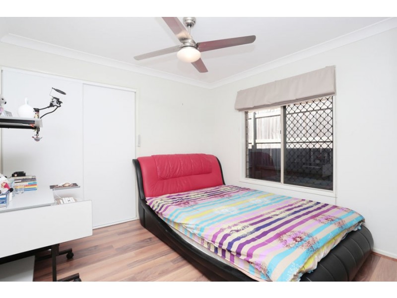 27 Philong street, Doolandella QLD 4077