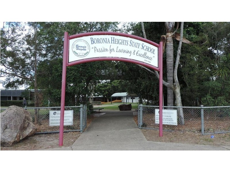 72 Fedrick st, Boronia Heights QLD 4124