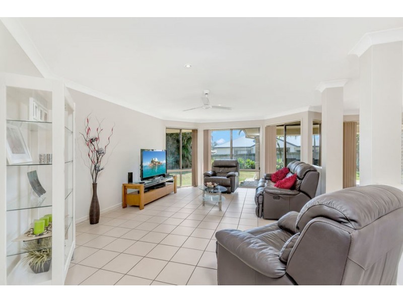 12 Lomond Place, Parkinson QLD 4115