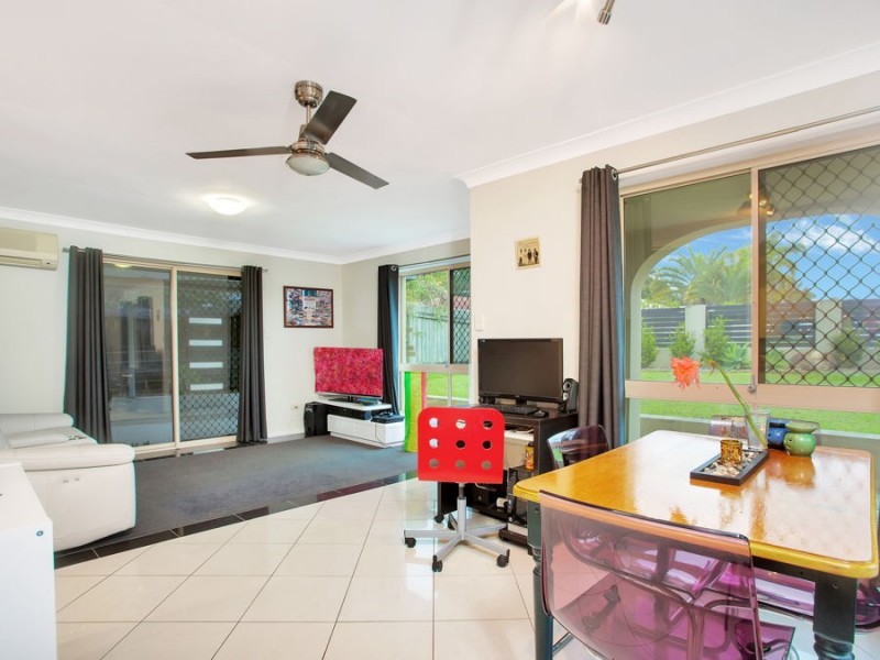 17 FENWOOD CLOSE, Boronia Heights QLD 4124