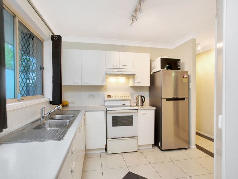 17 FENWOOD CLOSE, Boronia Heights QLD 4124