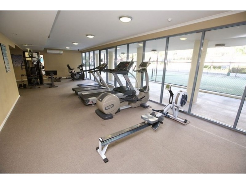 1080/1 Ocean Street, Burleigh Heads QLD 4220