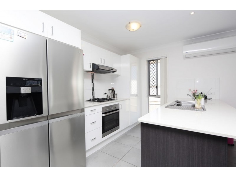 5 James Close, Ormeau QLD 4208