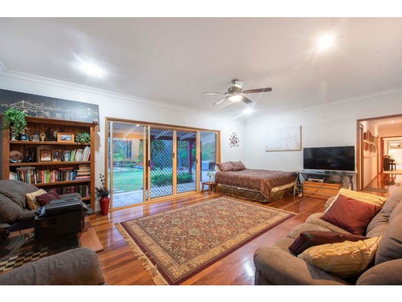 43 Daymar St, Burbank QLD 4156