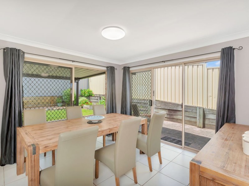 24 Mortlake Cres, Boronia Heights QLD 4124