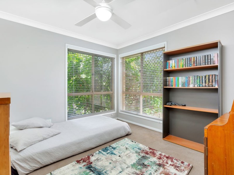 24 Mortlake Cres, Boronia Heights QLD 4124