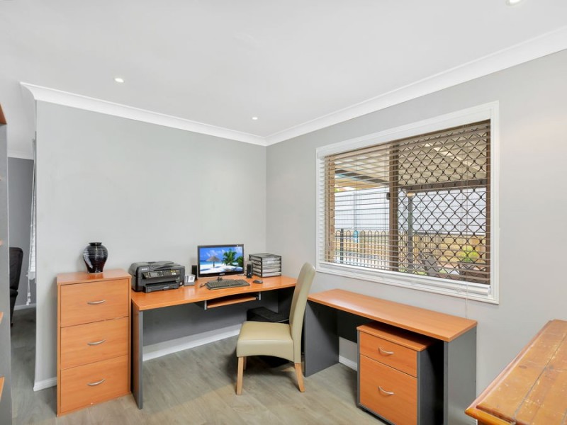 24 Mortlake Cres, Boronia Heights QLD 4124