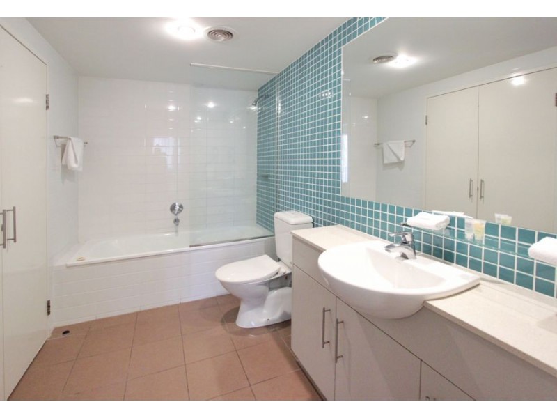 1078/1 Ocean Street, Burleigh Heads QLD 4220