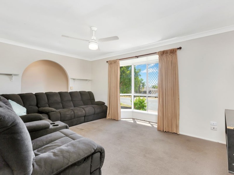 3 Melba ct, Crestmead QLD 4132