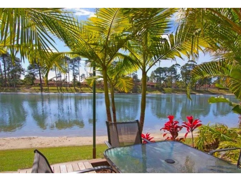 4/2-10 Coolgardie Street, Elanora QLD 4221