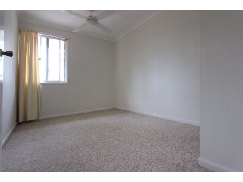 4/2-10 Coolgardie Street, Elanora QLD 4221