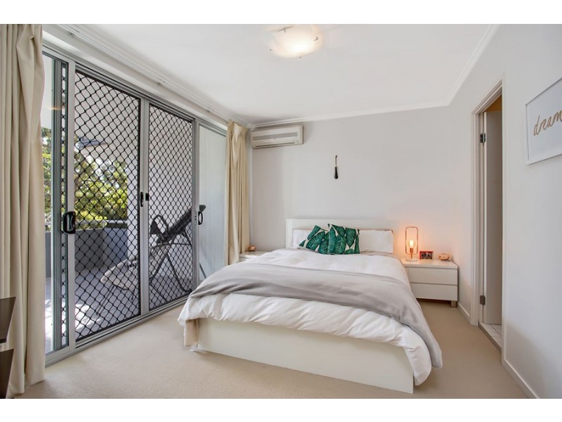 21/1 Arbour Avenue, Robina QLD 4226