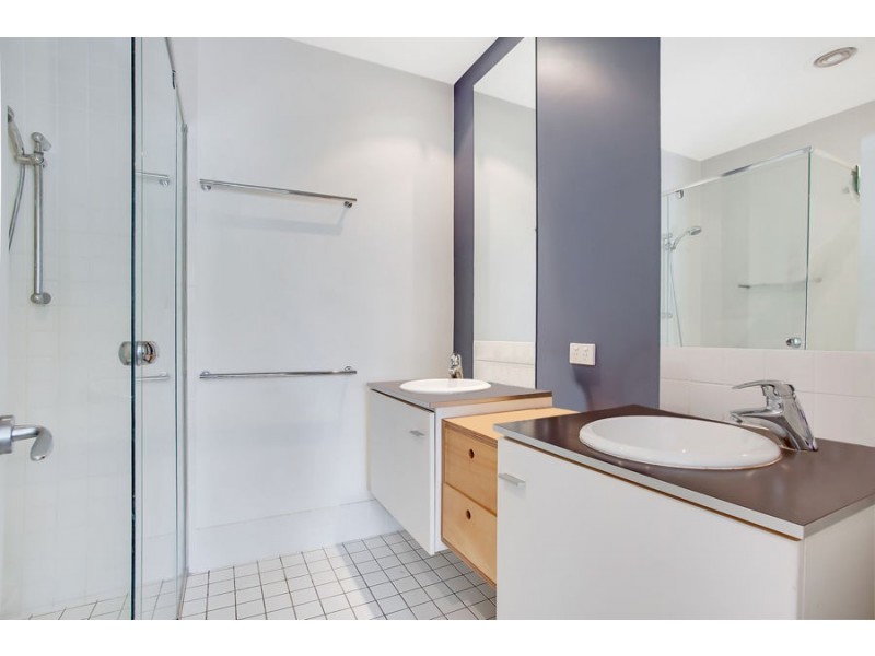 21/1 Arbour Avenue, Robina QLD 4226