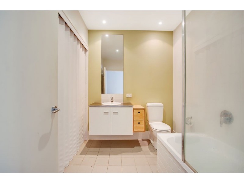 21/1 Arbour Avenue, Robina QLD 4226