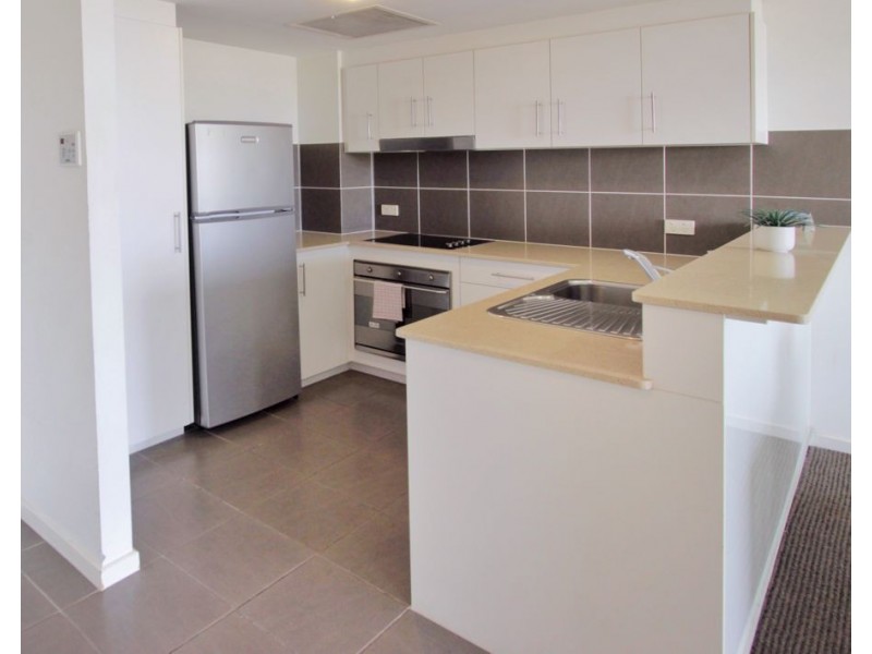 1055/1 Ocean Street, Burleigh Heads QLD 4220