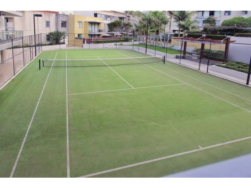 1055/1 Ocean Street, Burleigh Heads QLD 4220