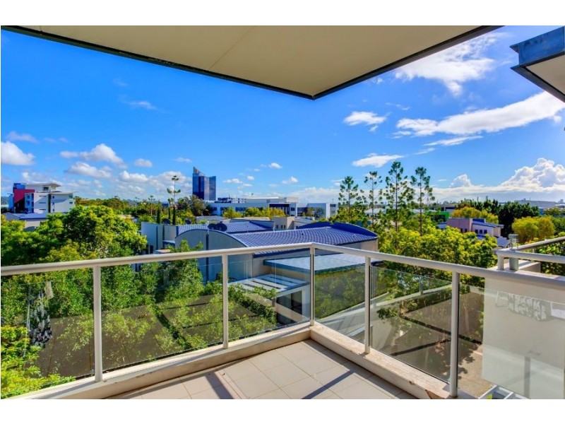 19/1 Arbour Avenue, Robina QLD 4226