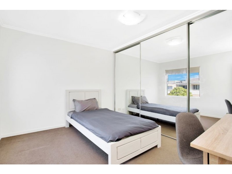 19/1 Arbour Avenue, Robina QLD 4226