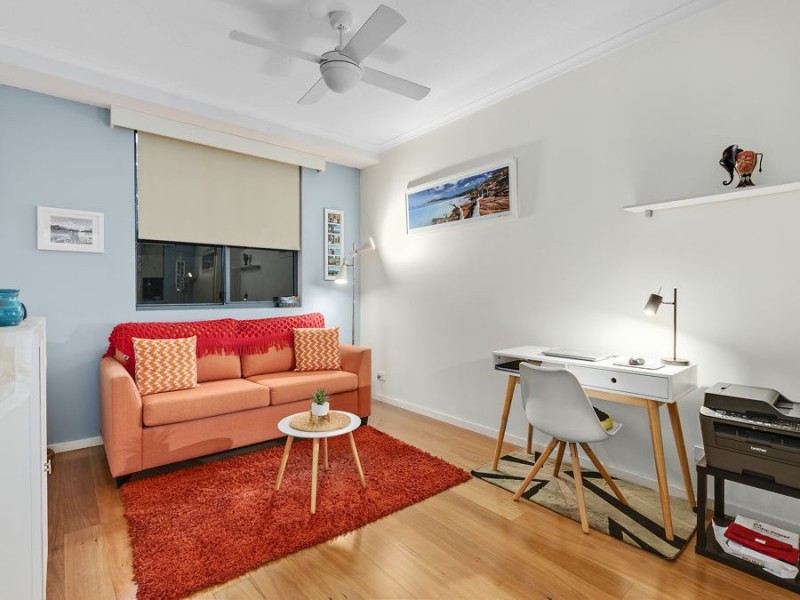 2002/1 Ocean Street, Burleigh Heads QLD 4220