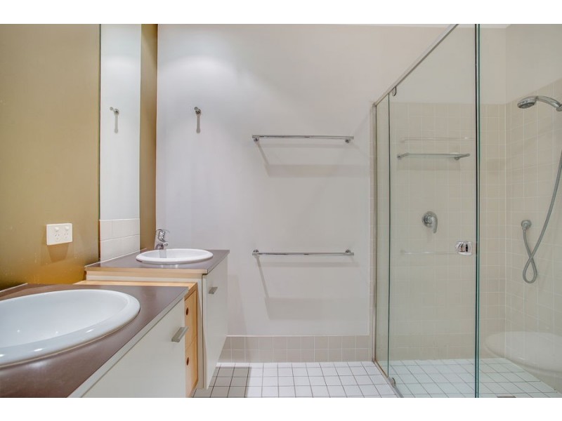 34/2 Arbour Avenue, Robina QLD 4226