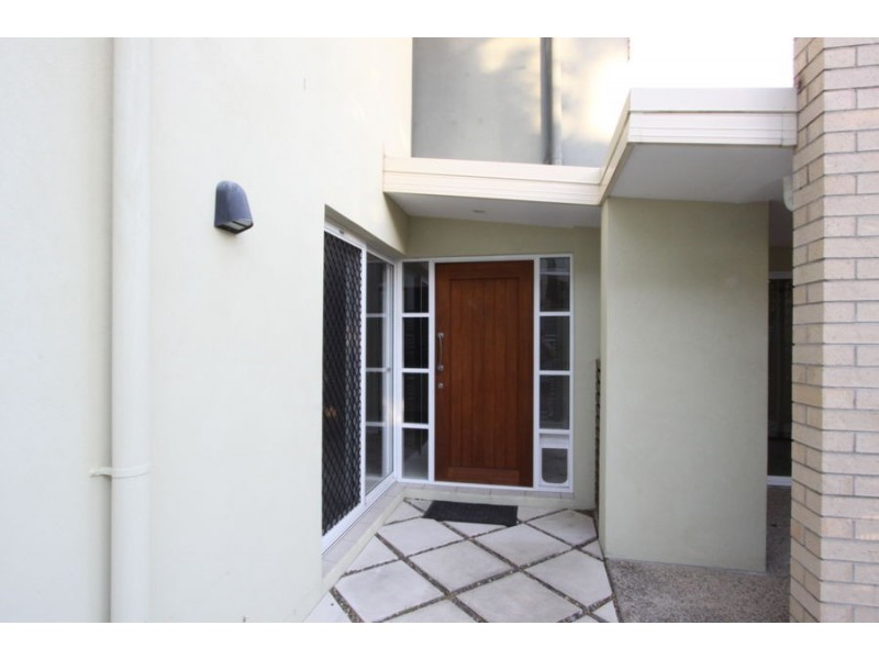 67 Riverwalk Avenue, Robina QLD 4226