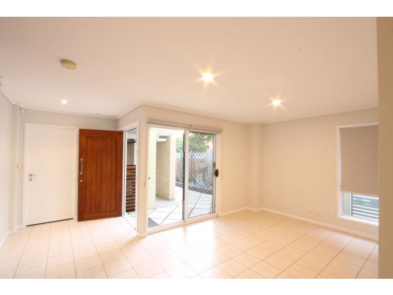 67 Riverwalk Avenue, Robina QLD 4226