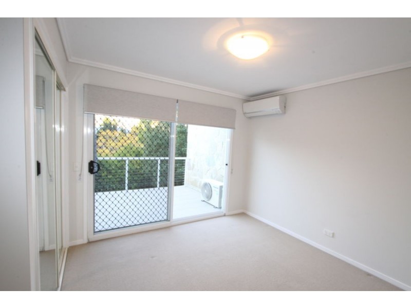 67 Riverwalk Avenue, Robina QLD 4226