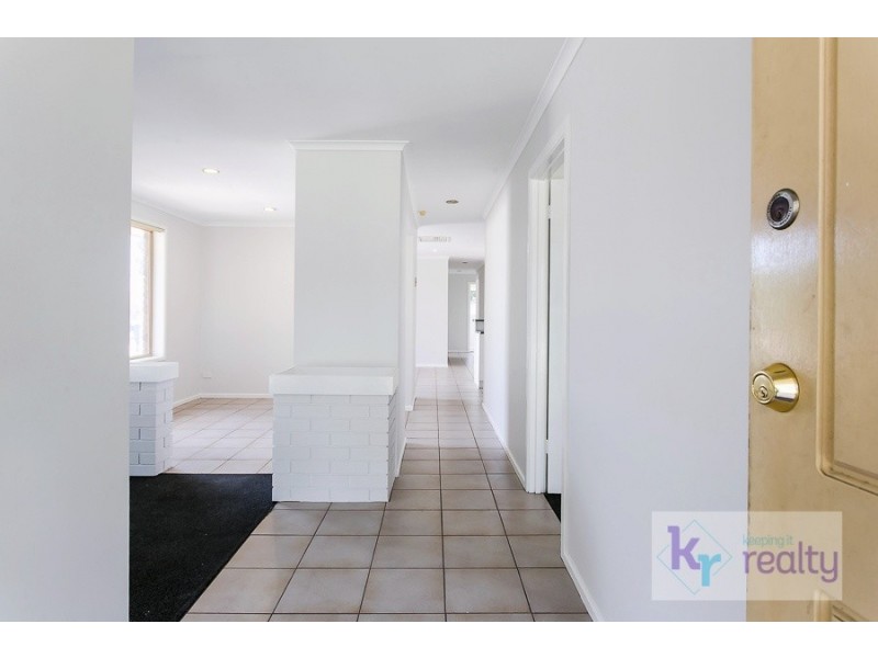 32 Ronaldo Way, Paralowie SA 5108