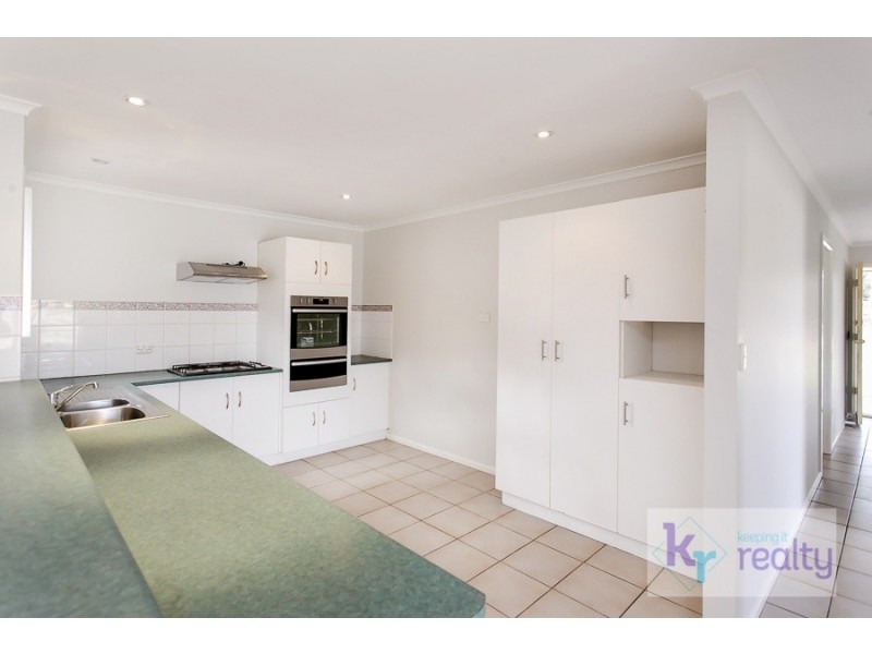 32 Ronaldo Way, Paralowie SA 5108