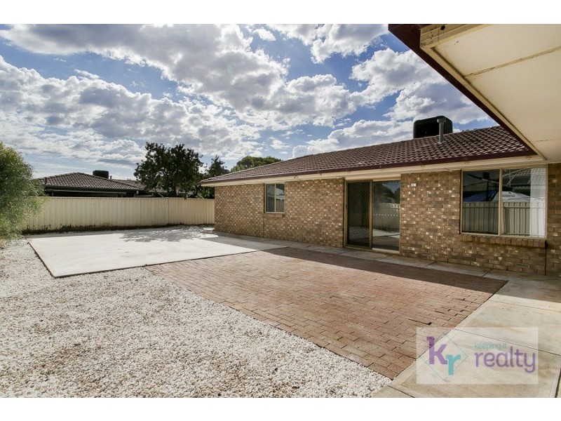 32 Ronaldo Way, Paralowie SA 5108