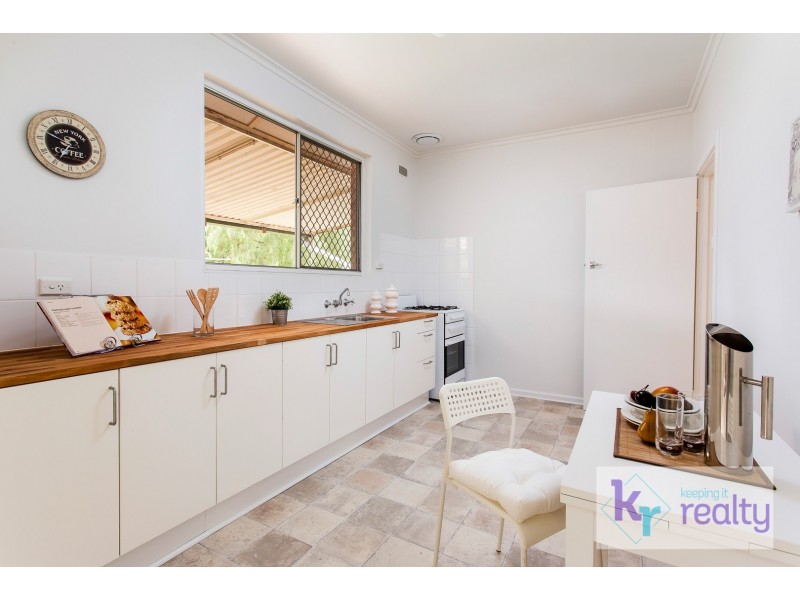 19 Mark Road, Elizabeth Vale SA 5112