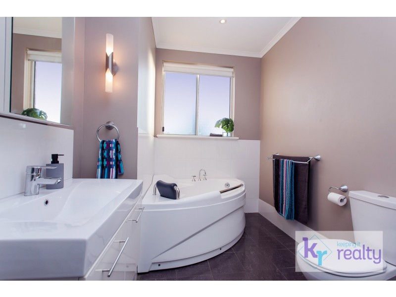 17/2a First Street, Brompton SA 5007